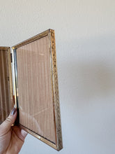 Load image into Gallery viewer, 5x7 Hinged Photo Frame