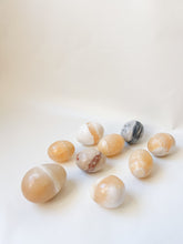 Load image into Gallery viewer, Set of Onyx Eggs