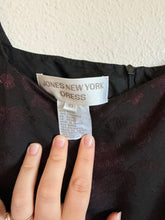 Load image into Gallery viewer, Black and Maroon Jacquard Dress - Size 10