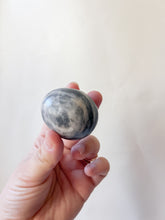 Load image into Gallery viewer, Set of Onyx Eggs