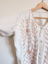 Load image into Gallery viewer, Vintage Cotton Embroidered Blouse