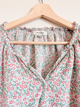 Load image into Gallery viewer, Green Floral Print Blouse - Size M