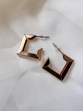 Load image into Gallery viewer, Gold Geometric Hoops