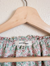 Load image into Gallery viewer, Green Floral Print Blouse - Size M