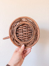 Load image into Gallery viewer, Teacup Basket