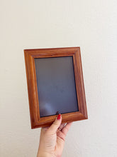 Load image into Gallery viewer, Wooden 5x7 Frame