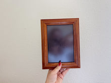 Load image into Gallery viewer, Wooden 5x7 Frame