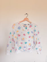 Load image into Gallery viewer, 90s Crewneck Button Up - Size M