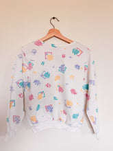 Load image into Gallery viewer, 90s Crewneck Button Up - Size M
