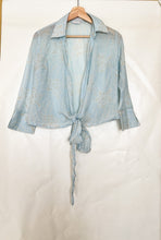 Load image into Gallery viewer, Sheer Blue Floral Button Up - Size S