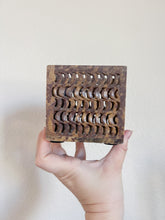 Load image into Gallery viewer, Crescent Moon Candle Holder