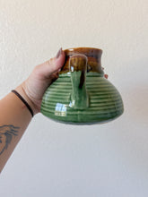 Load image into Gallery viewer, Green & Brown No Spill Coffee Mug