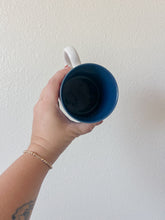 Load image into Gallery viewer, Christmas Cat Mug