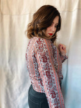 Load image into Gallery viewer, Silk Paisley Button Down - Size Small