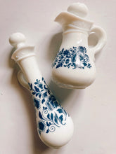 Load image into Gallery viewer, Blue and White Floral Cruets