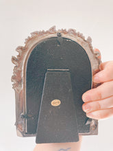 Load image into Gallery viewer, Silver Floral 3.5x5 Frame
