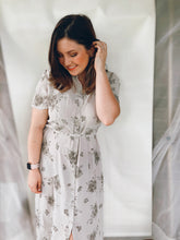 Load image into Gallery viewer, Gray Floral Button Up Maxi - Size Large