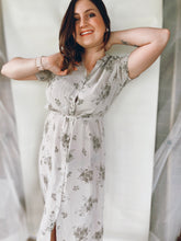 Load image into Gallery viewer, Gray Floral Button Up Maxi - Size Large