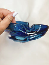 Load image into Gallery viewer, Blue Murano Style Glass Bowl