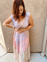 Load image into Gallery viewer, Floral Flowy Maxi Dress - Size L
