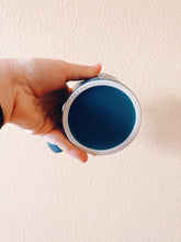 Load image into Gallery viewer, Blue and White Seashell Mug