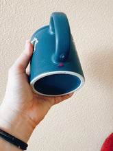 Load image into Gallery viewer, Blue and White Seashell Mug