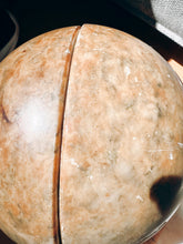 Load image into Gallery viewer, 1960s Alabaster Mushroom Bookends