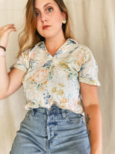 Load image into Gallery viewer, Preloved Floral Blouse - Size PS