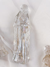 Load image into Gallery viewer, Miniature Glass Nativity Set