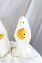 Load image into Gallery viewer, Pair of Vintage Ceramic Ghosts