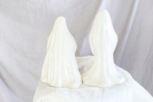 Load image into Gallery viewer, Pair of Vintage Ceramic Ghosts