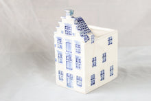 Load image into Gallery viewer, Blue and White House Planter