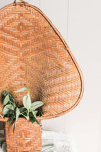 Load image into Gallery viewer, Large Wicker Planter