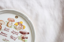Load image into Gallery viewer, Ceramic Mushroom Trivet