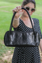 Load image into Gallery viewer, Italian Leather Baguette Bag