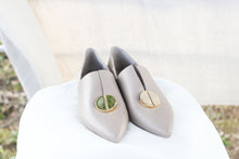 Load image into Gallery viewer, Preloved Mercedes Castillo Loafers - Size 5