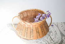 Load image into Gallery viewer, Handled Wicker Basket