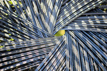 Load image into Gallery viewer, Black Peacock Chair