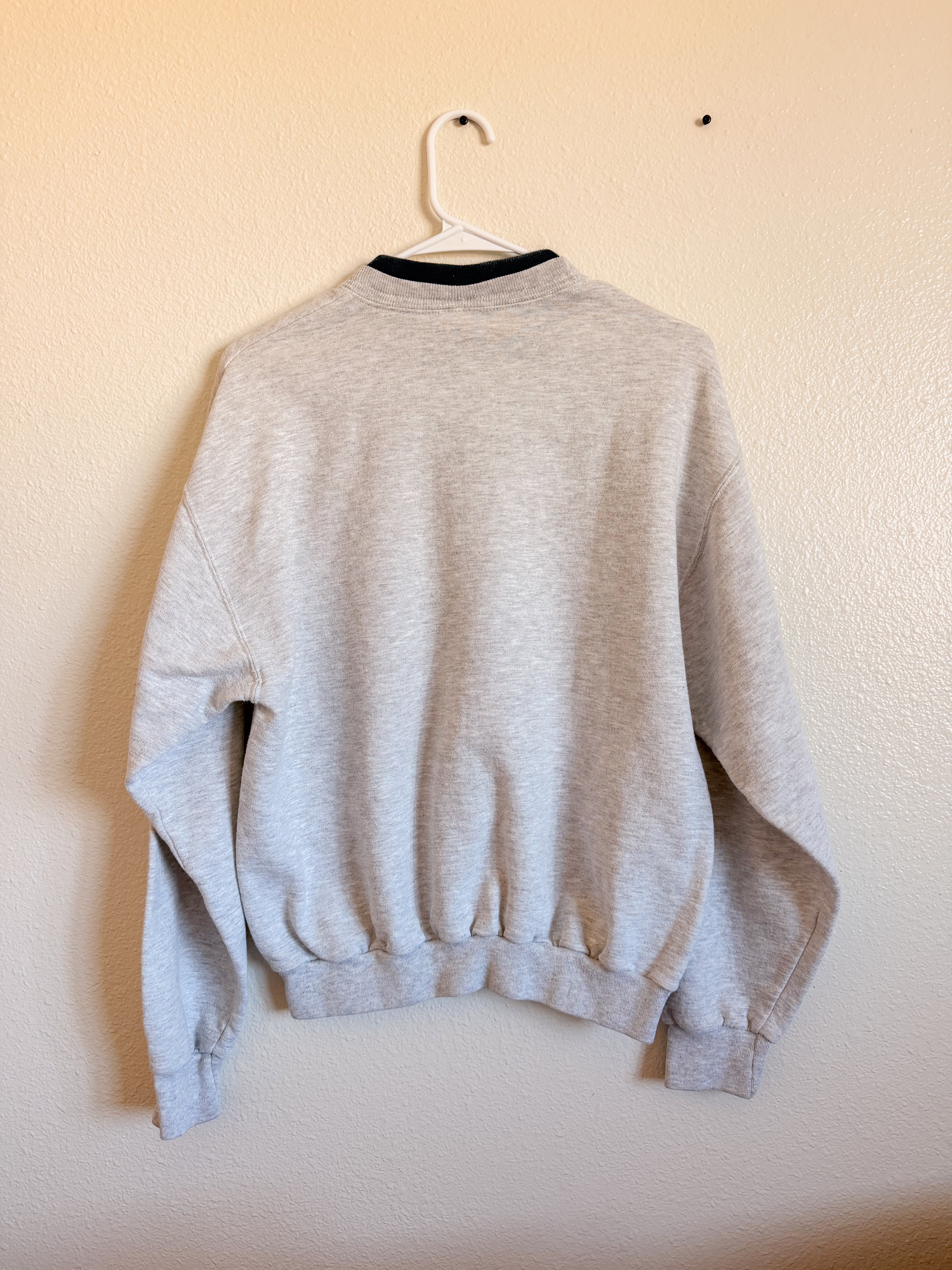 Blue and Grey Cat Crewneck - M