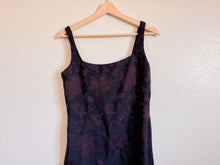 Load image into Gallery viewer, Black and Maroon Jacquard Dress - Size 10
