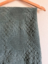 Load image into Gallery viewer, Green Heart Woven Blanket
