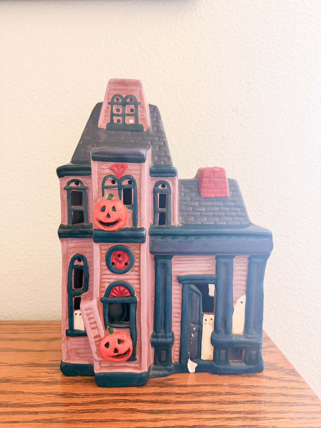 Light Up Ceramic Haunted House