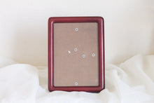 Load image into Gallery viewer, Vintage Red 5x7 Frame
