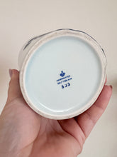 Load image into Gallery viewer, Delft Blue Tulip Mug

