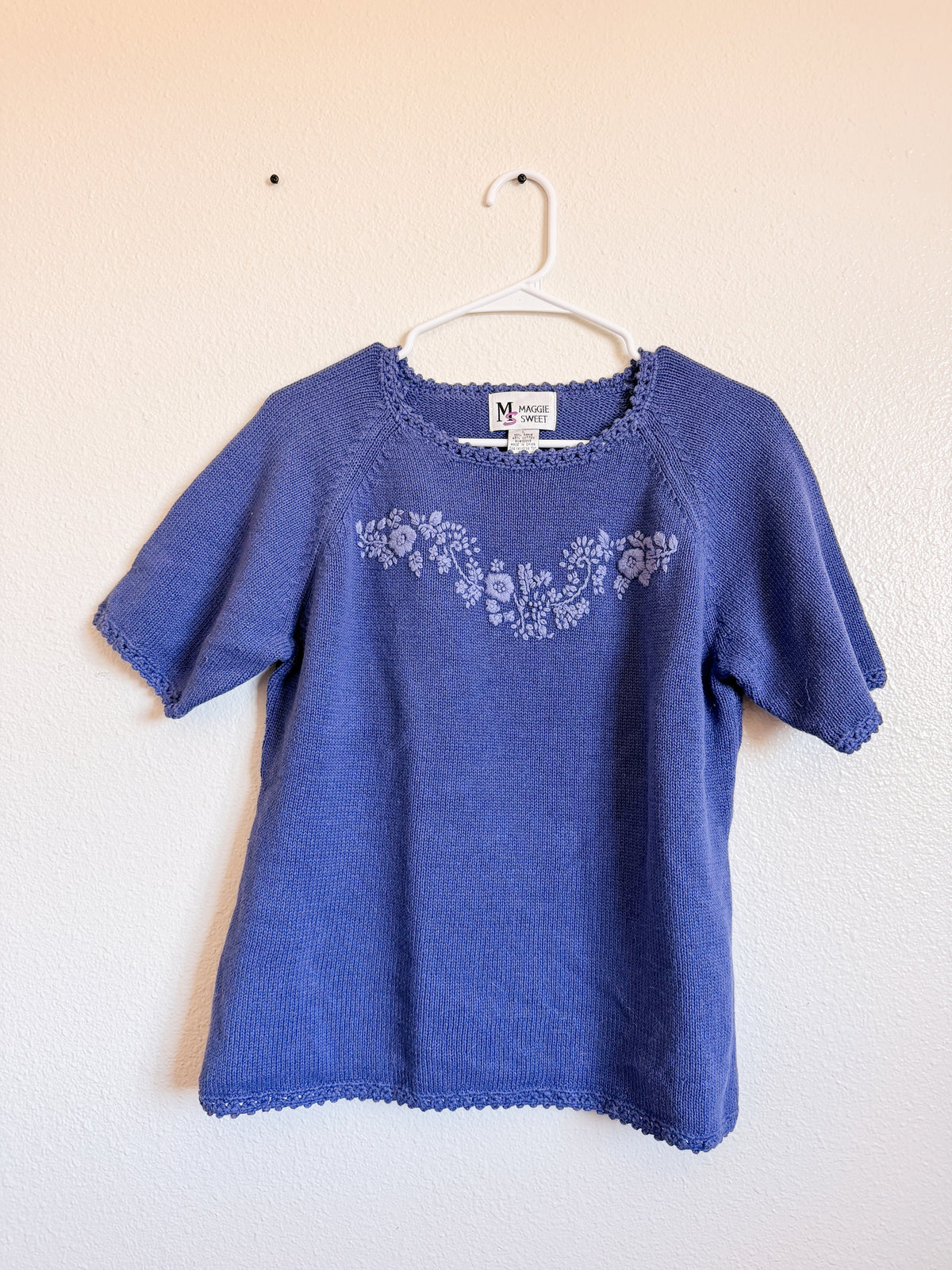 Purple Short Sleeved Sweater-Size L
