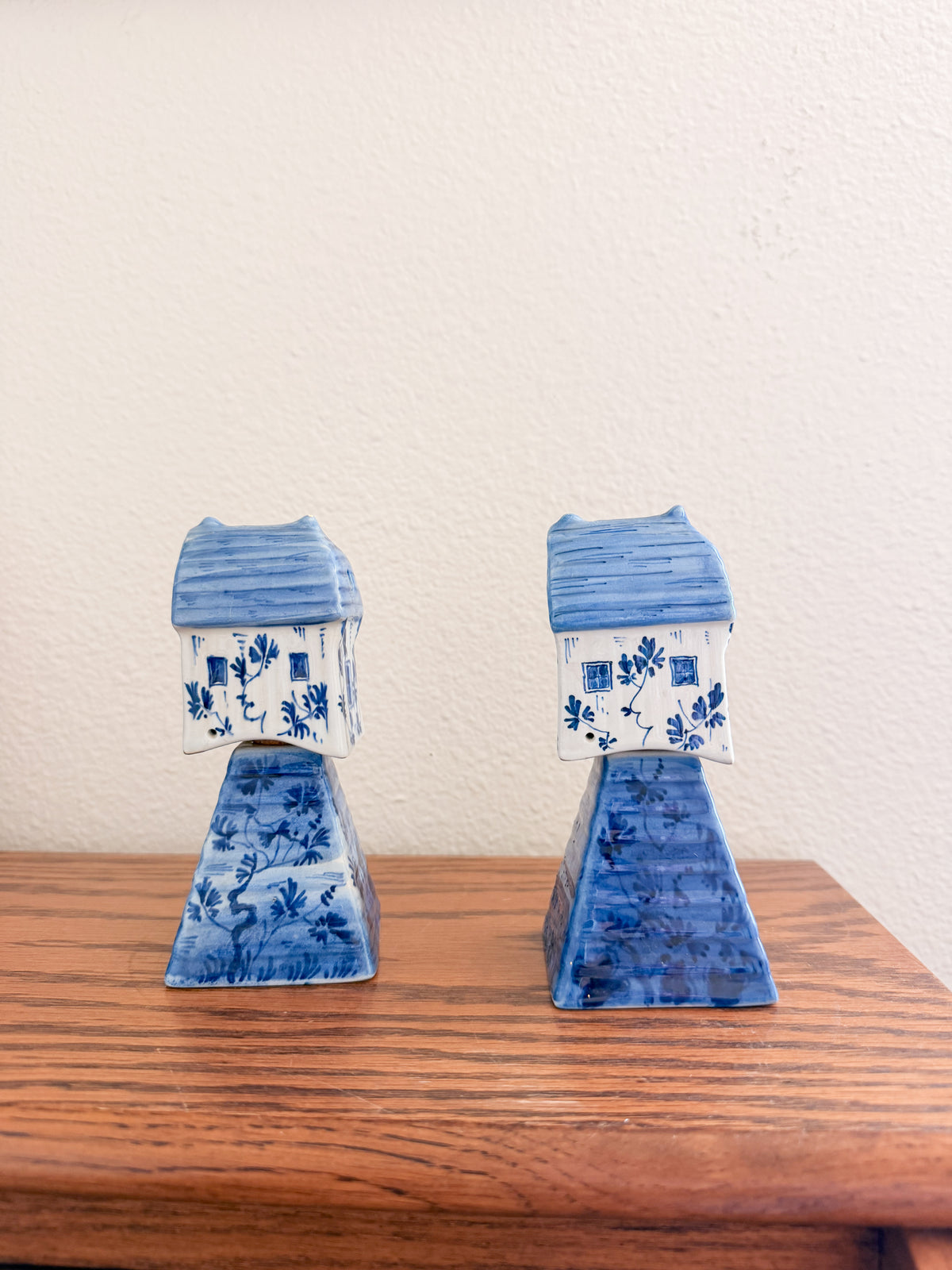 Delft Blue Houses on Stands