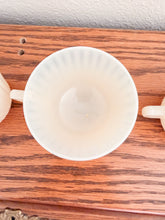 Load image into Gallery viewer, Ivory Teacup Set
