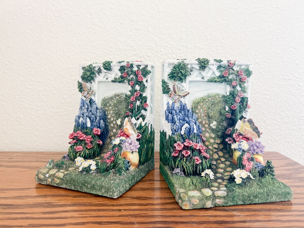 Garden Bookends