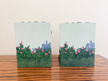 Load image into Gallery viewer, Garden Bookends
