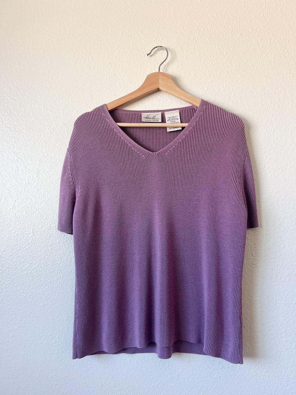 Purple Short Sleeved Sweater - Size XL